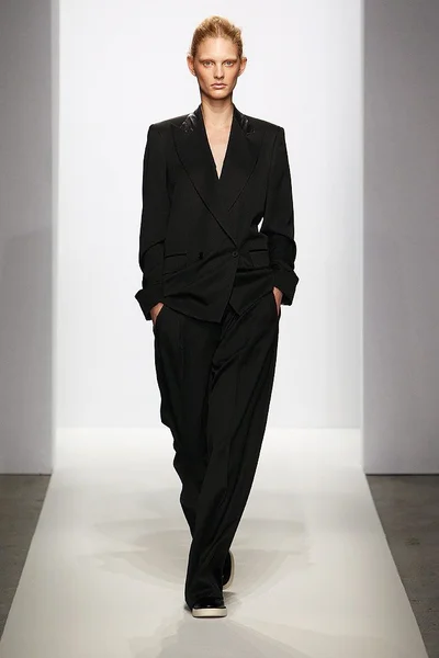 Look 2